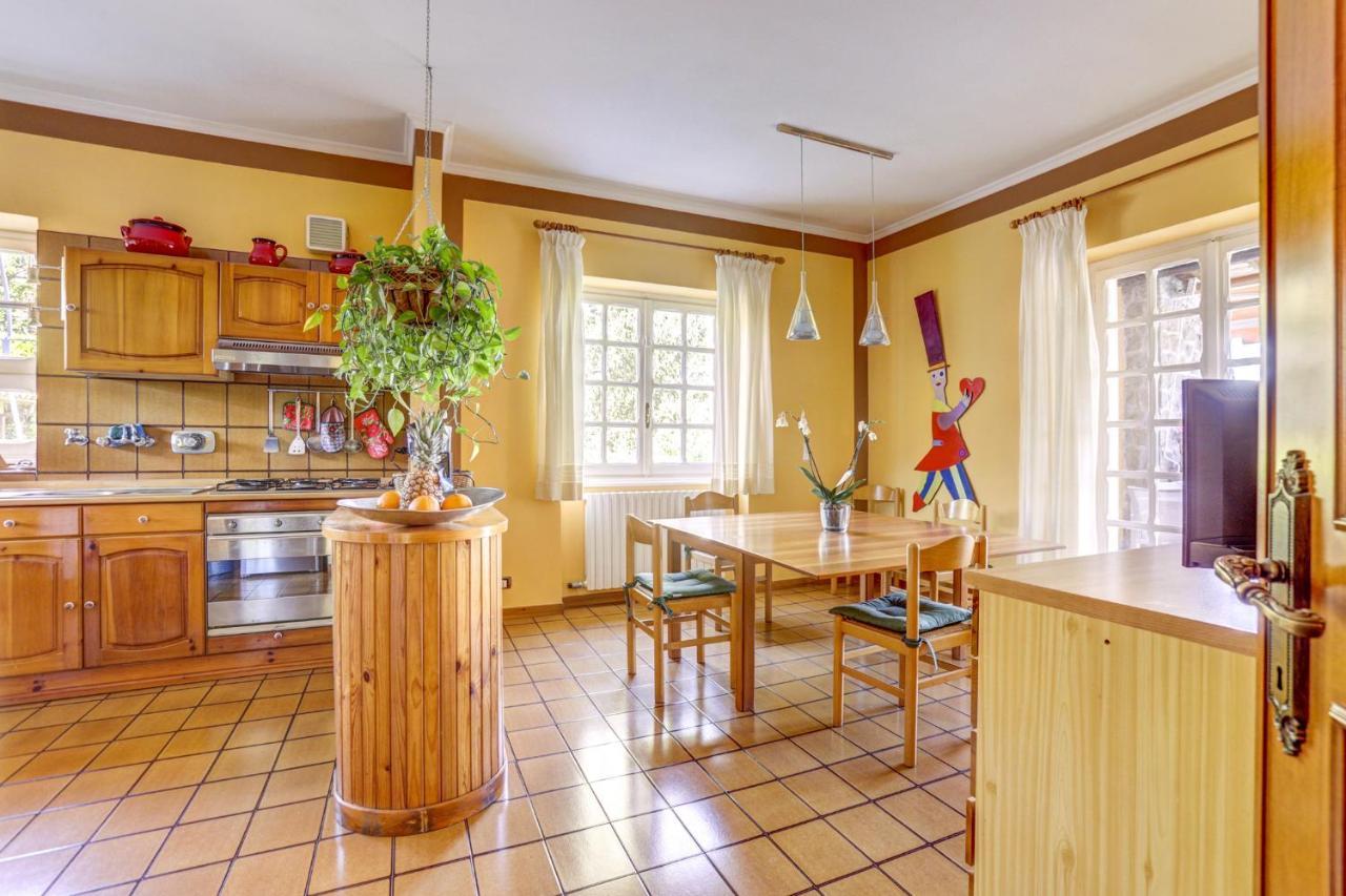 Villa Luce-Casa Vacanza Con Vista Panoramica Mare. Velletri Bagian luar foto
